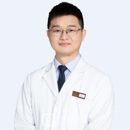 彭雷