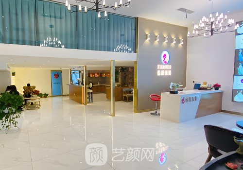 劉建憲醫(yī)生雙眼皮修復怎