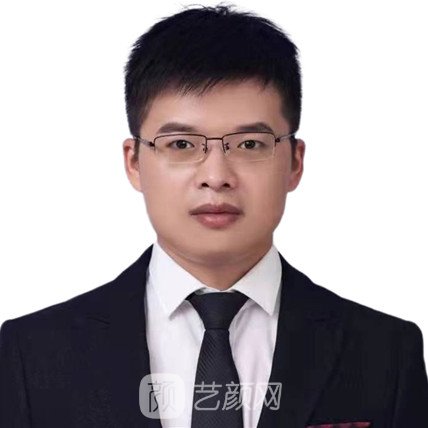 李小旦