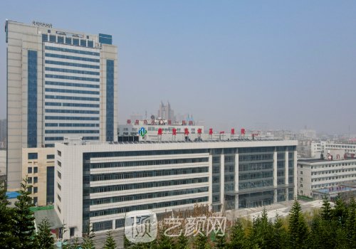 武鳳蓮做雙眼皮多少錢(qián)啊