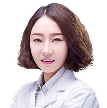 李靜